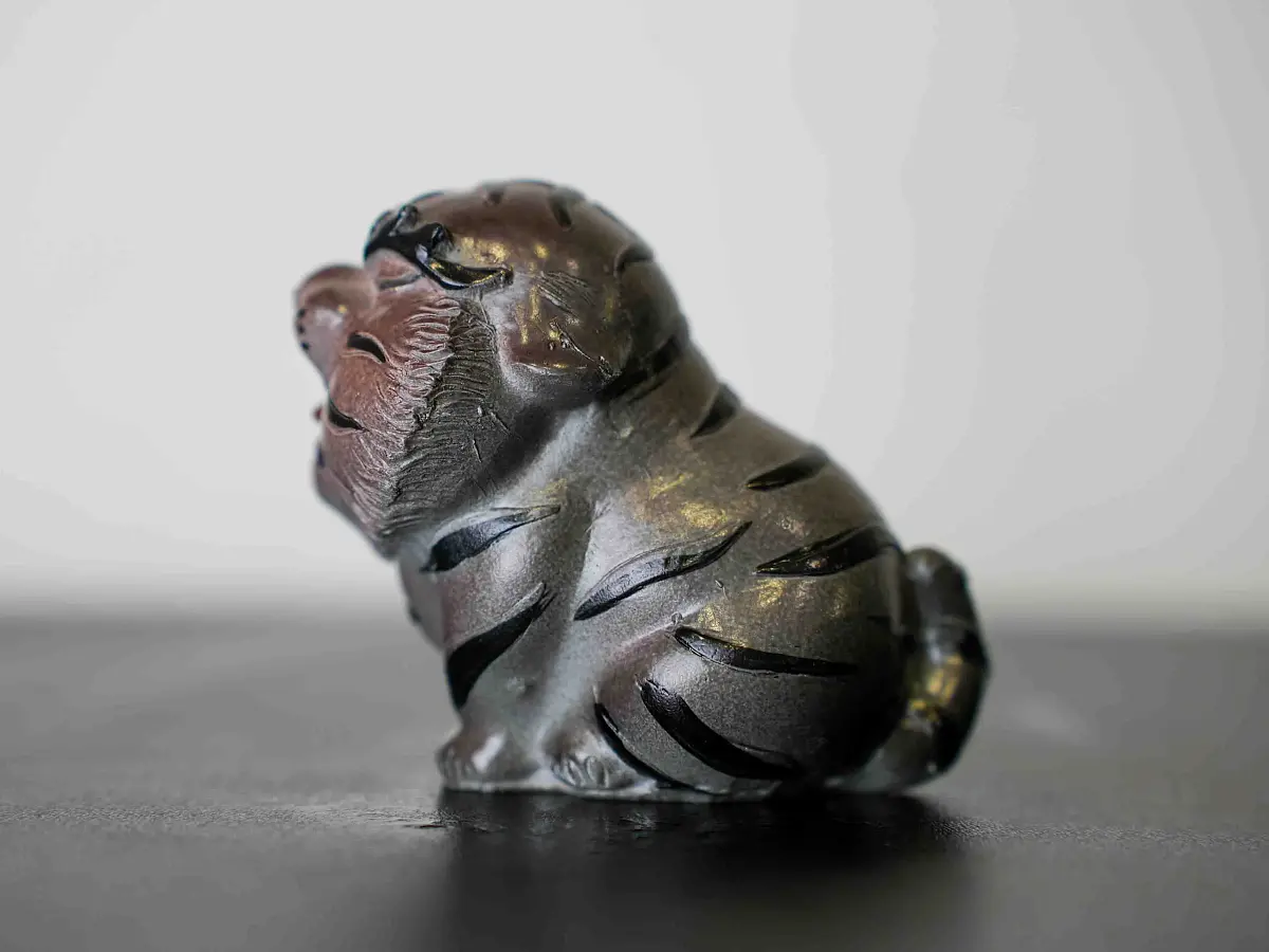 Чайная фигурка «Тигр» № 36, меняющая цвет