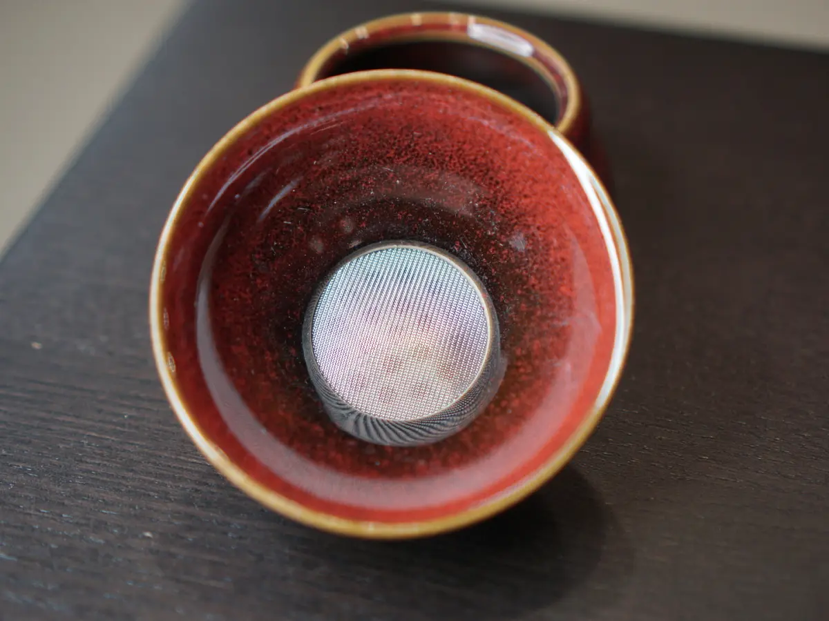 Сито красное, керамика