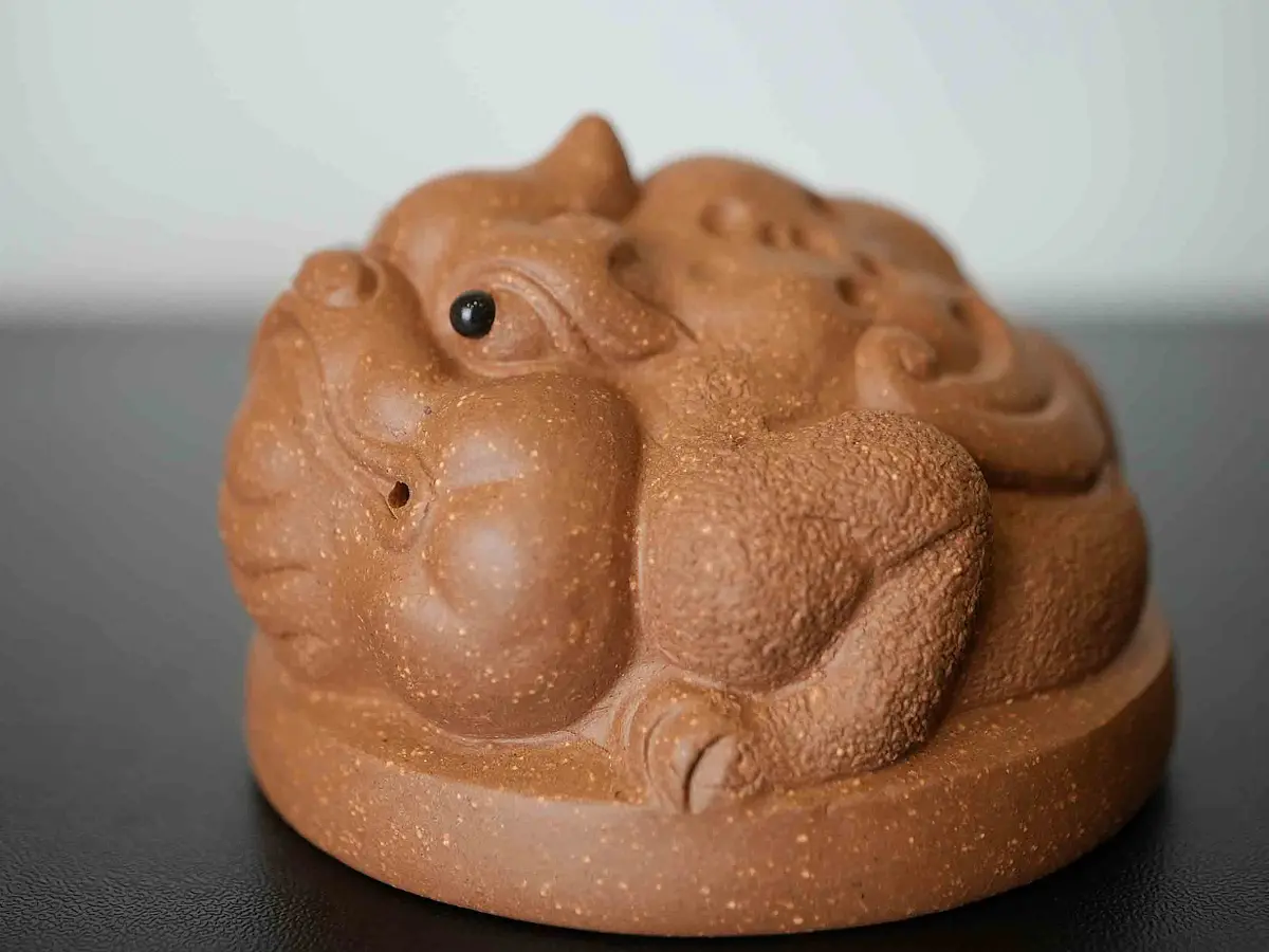 Чайная фигурка «Жаба» № 94, исинская глина