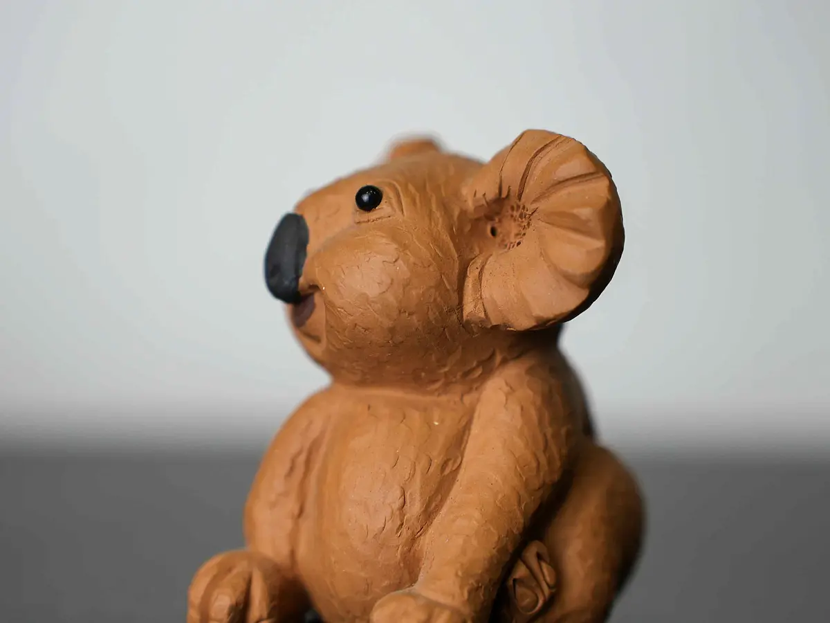 Чайная фигурка «Счастливая коала» № 93, исинская глина