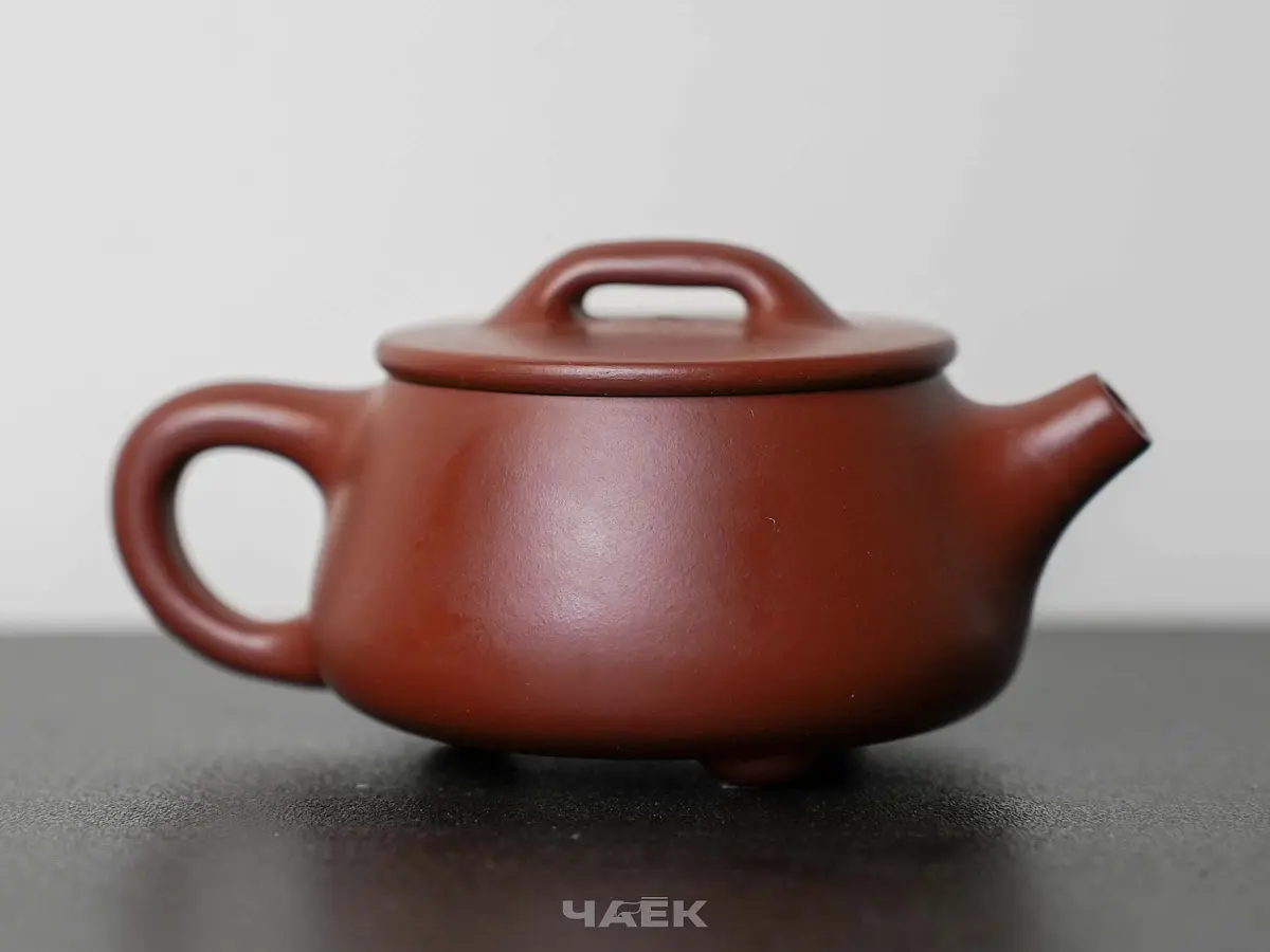 Исинский чайник, 115 мл, № 562