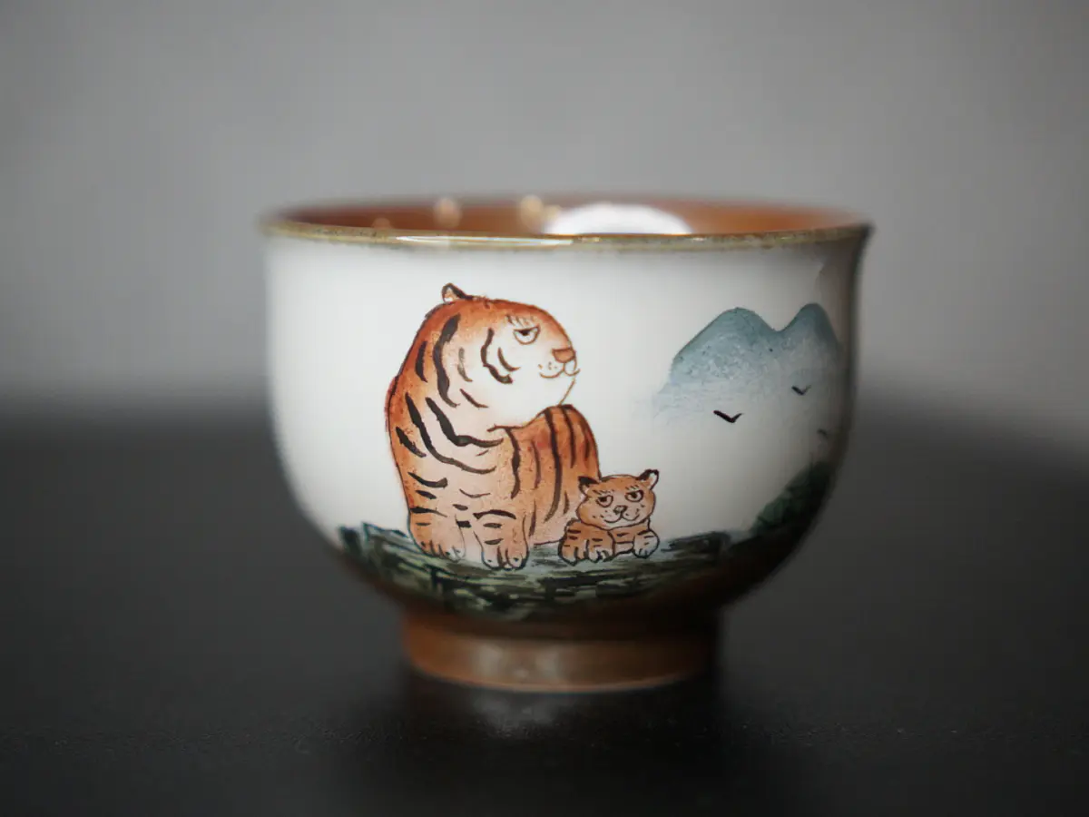 Пиала «Тигры» № 81, керамика Цзиндэчжэнь, 95 мл