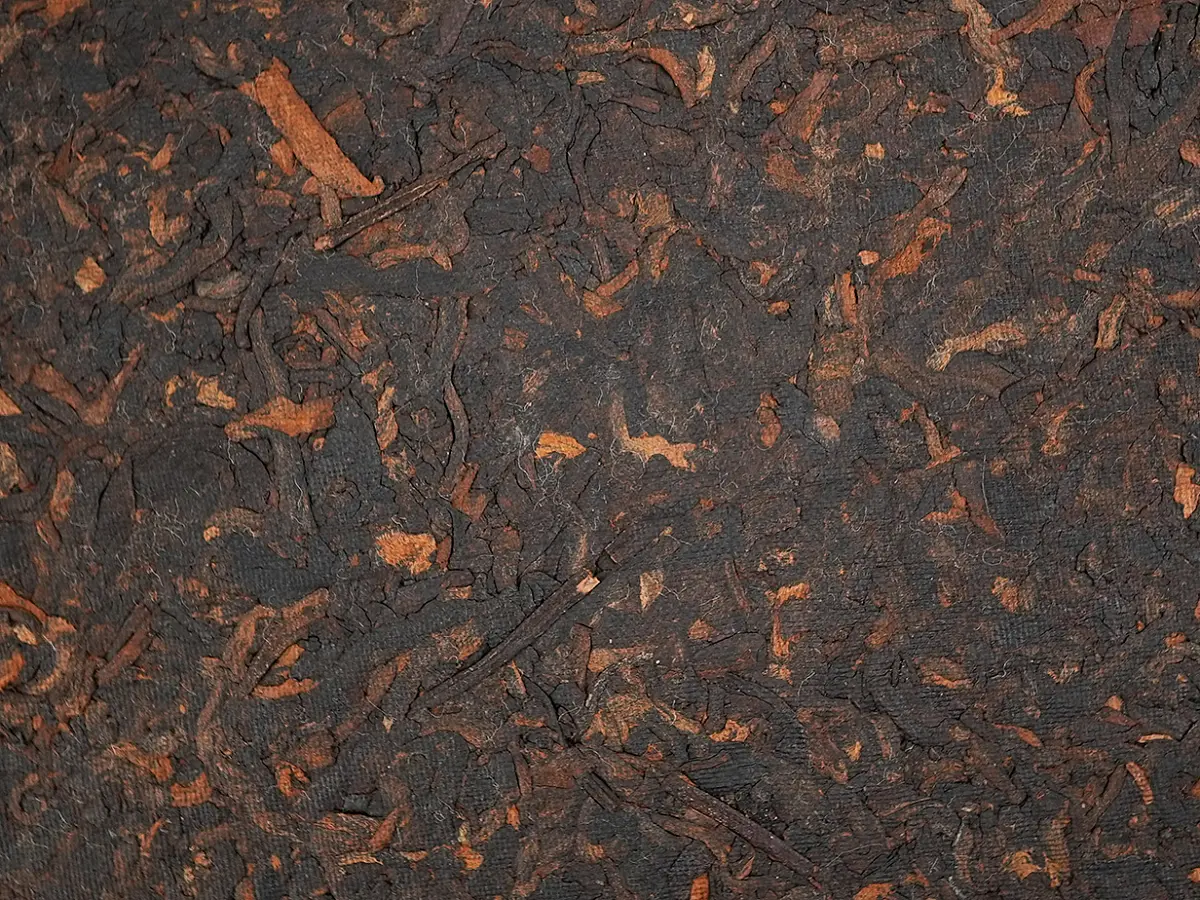 Шу пуэр «Аромат предгорья», 357 грамм