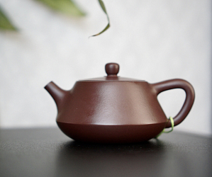 Исинский чайник, 176 мл, № 406