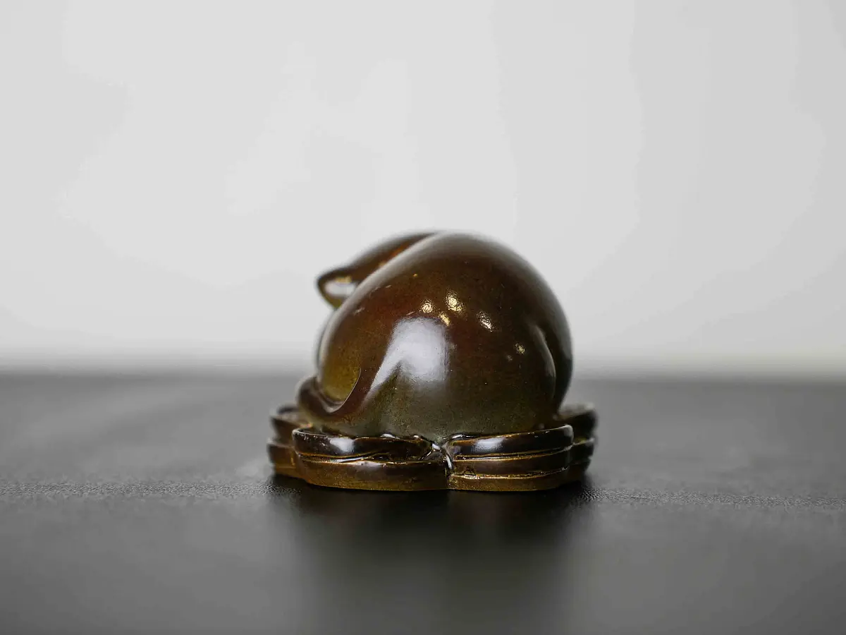 Чайная фигурка «Денежный Котёнок» № 64, меняющая цвет