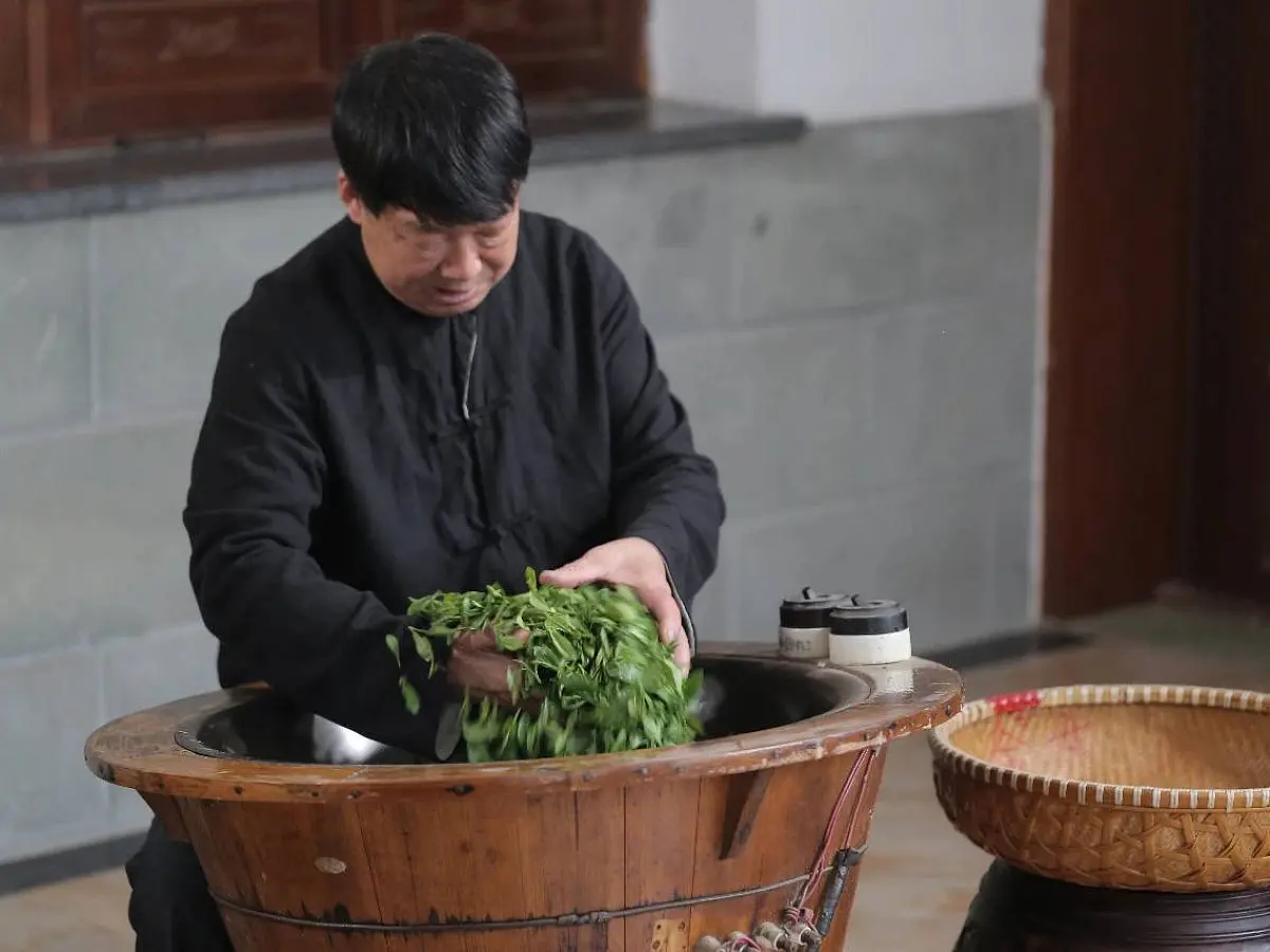 Эмэй Шань Лун Цзин