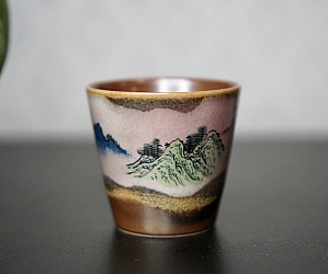 Пиала «Горы» №84, керамика Цзиндэчжэнь, 82 мл