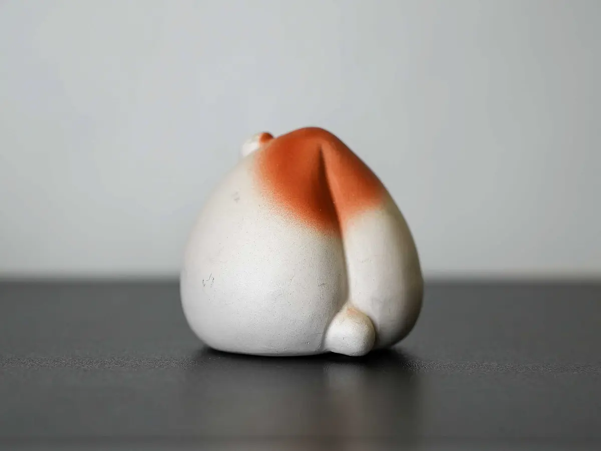 Чайная фигурка «Персиковый кролик» № 28, исинская глина