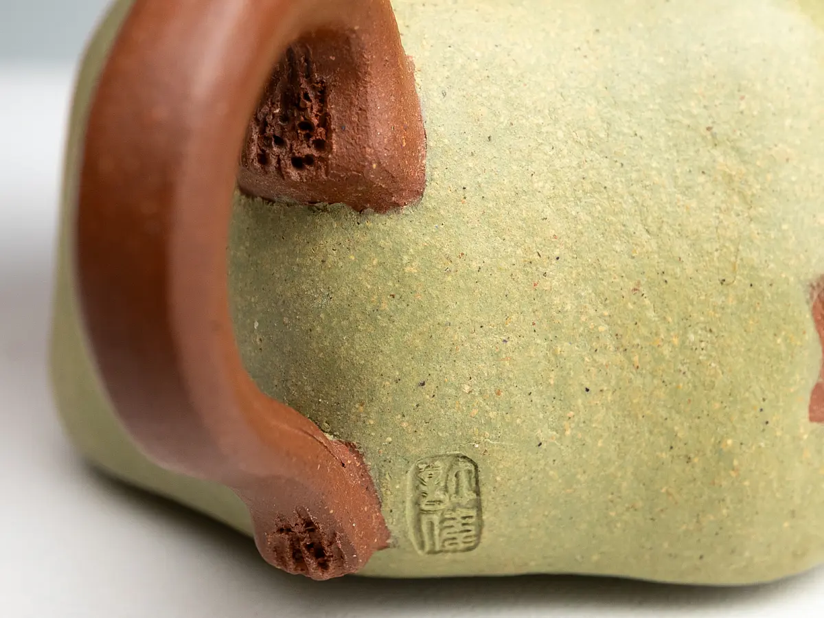 Исинский чайник, 100 мл, № 556