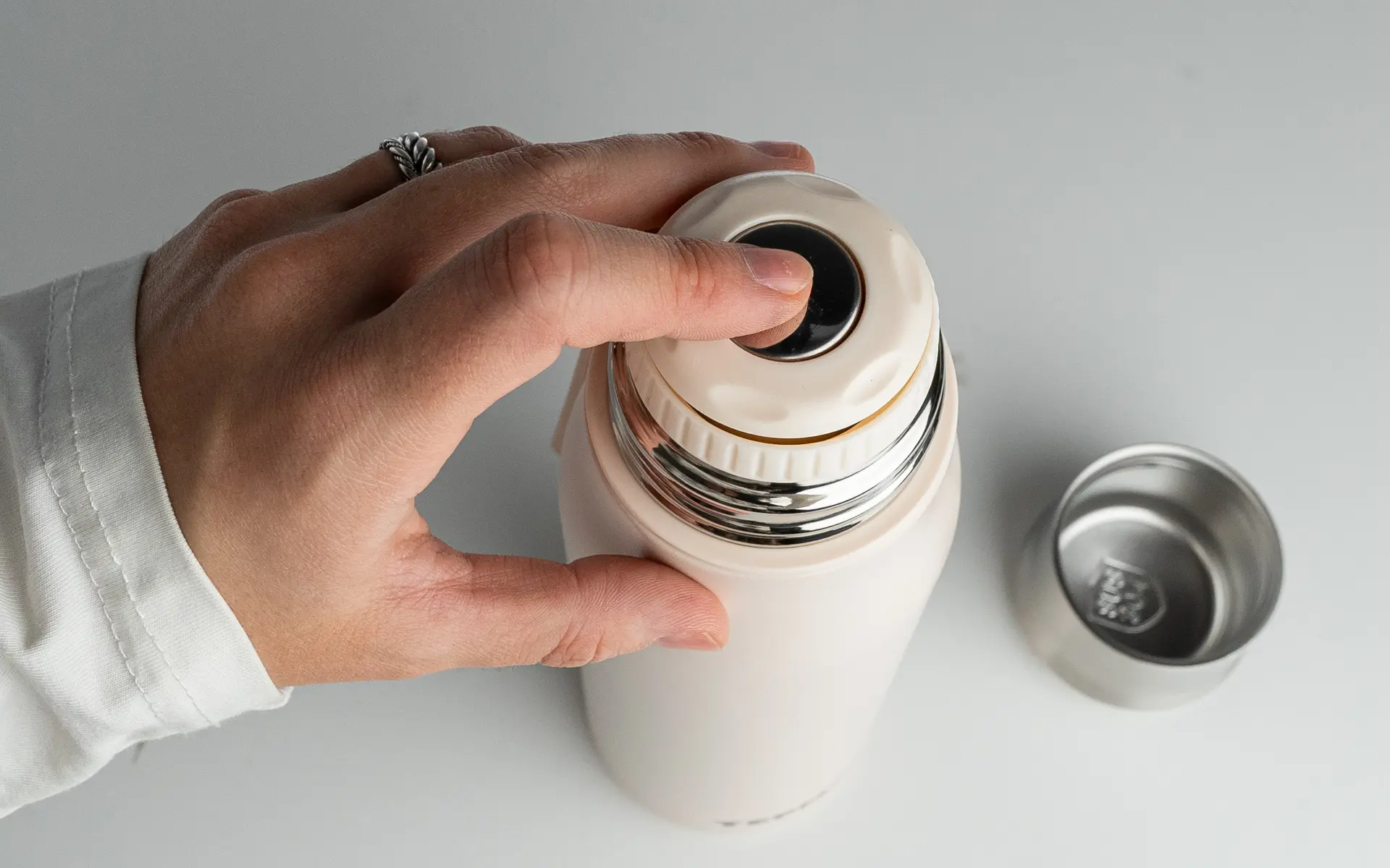 Термос для чая «ТЕРМÓЗ» с кнопкой, ЧАЁК, 800 мл