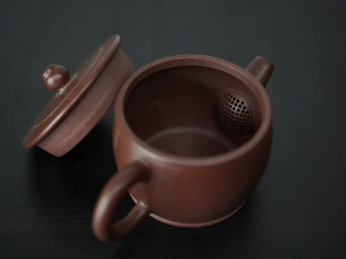 Исинский чайник, 140 мл, № 24