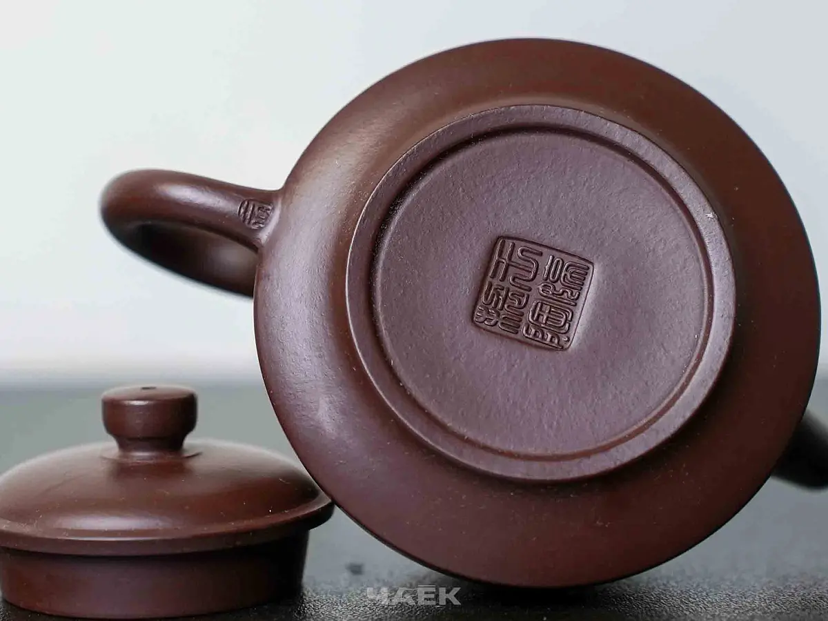 Исинский чайник, 100 мл, № 575