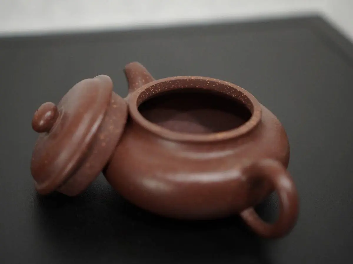 Исинский чайник, 160 мл, № 102