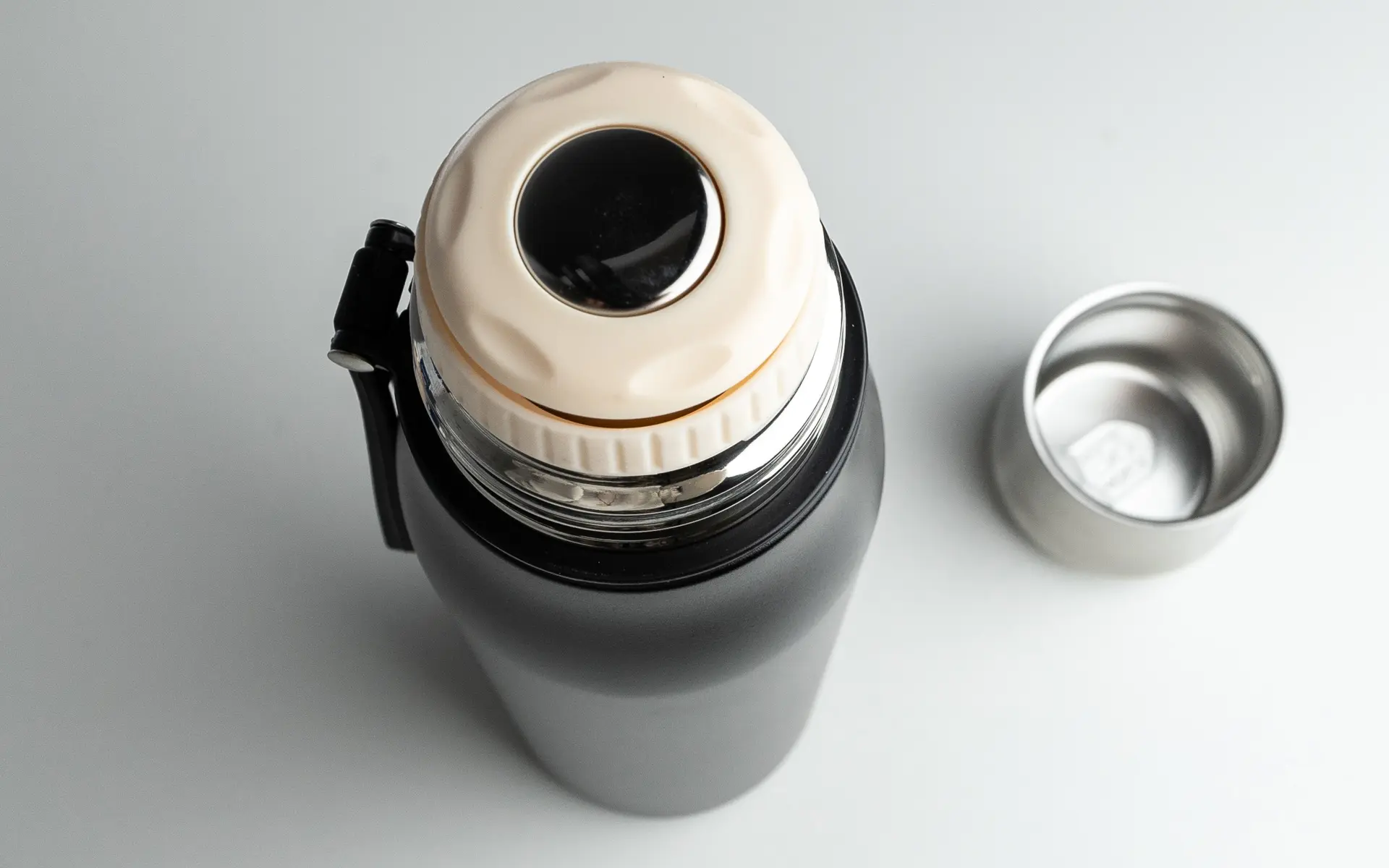 Термос для чая «ТЕРМÓЗ» с кнопкой, ЧАЁК, 800 мл