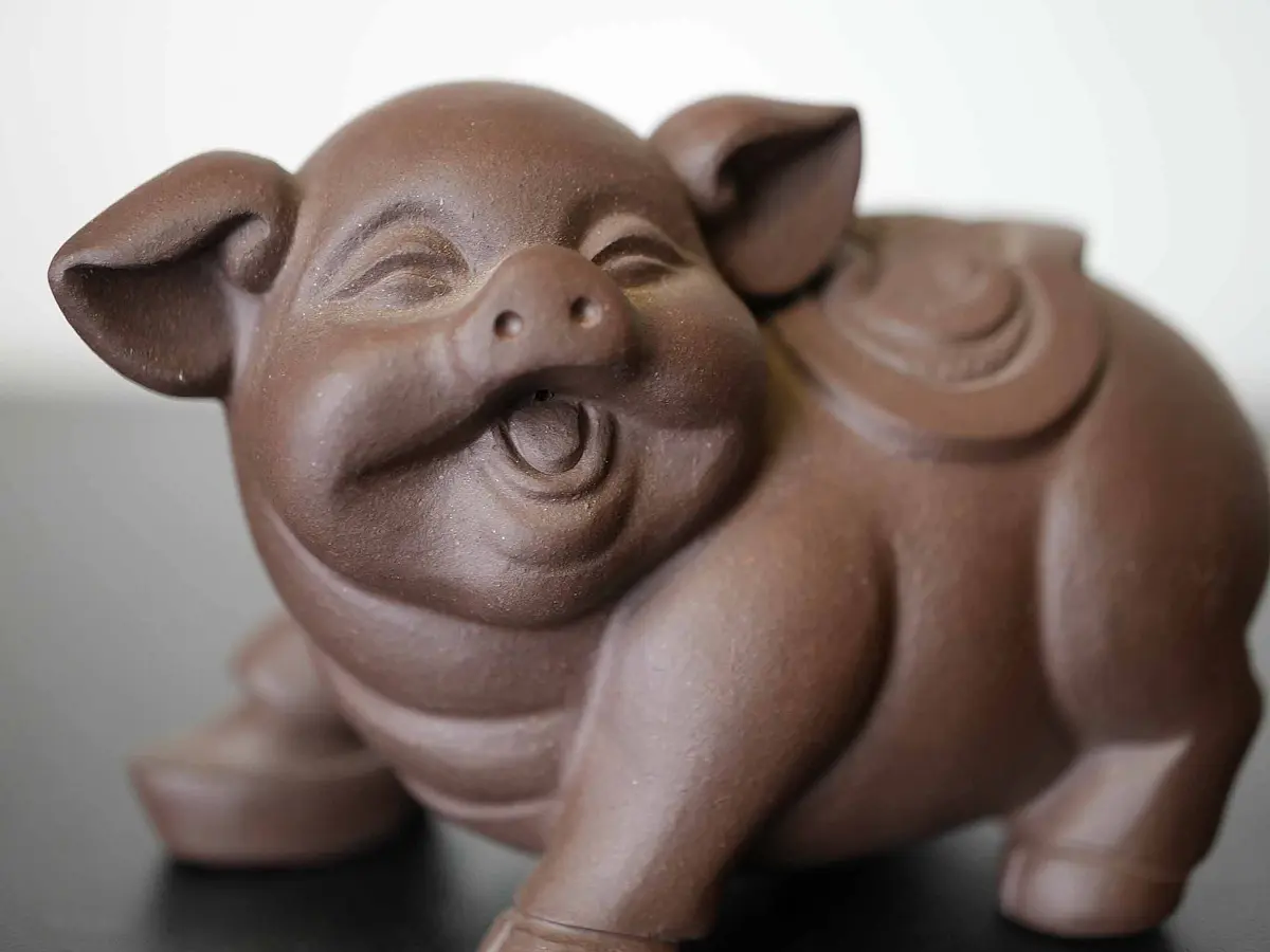 Чайная фигурка «Поросёнок» № 95, исинская глина