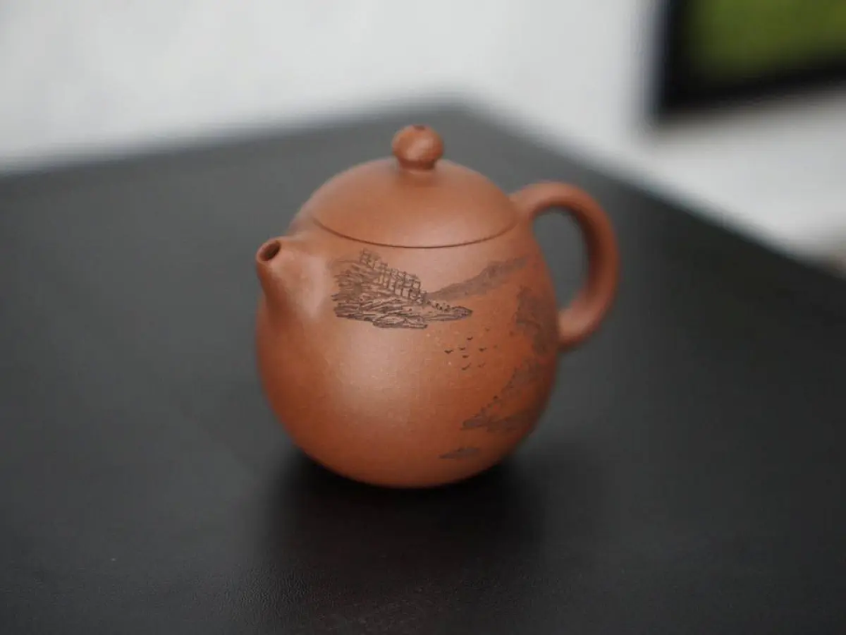 Исинский чайник, 80 мл, № 19