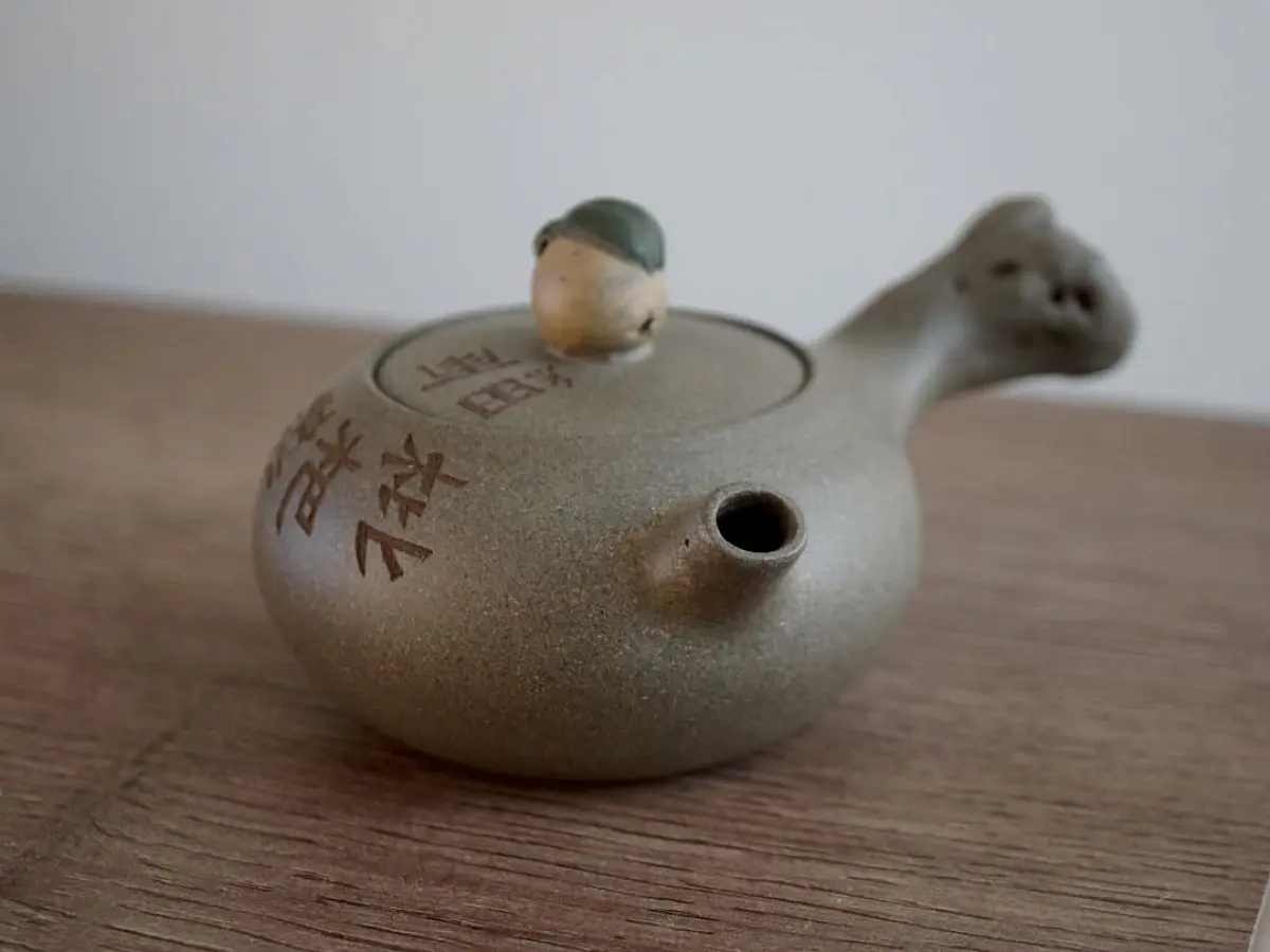 Исинский чайник, 100 мл, № 519