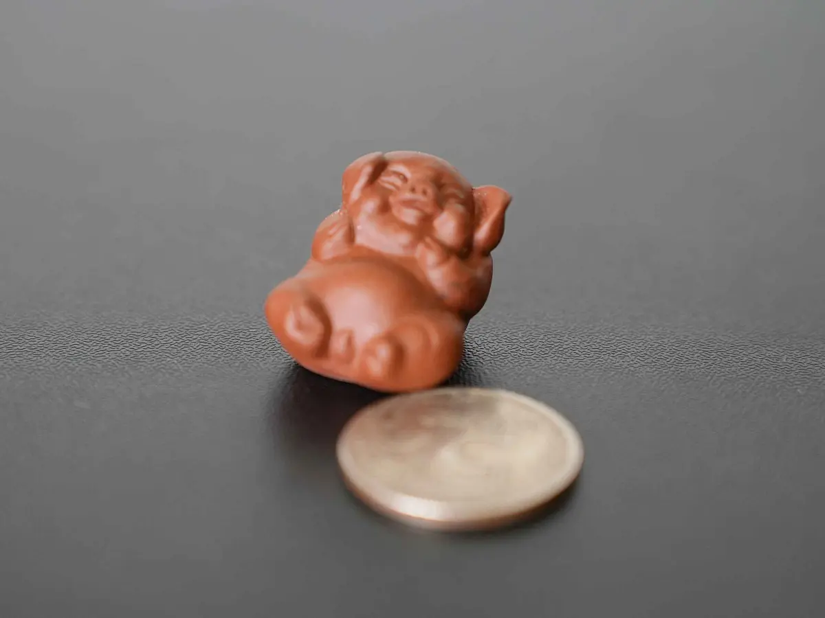 Чайная фигурка «Беззаботный поросёнок» № 67, исинская глина