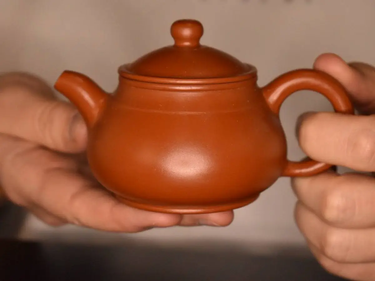 Исинский чайник, 96 мл, № 67