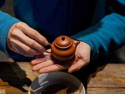 Новые исинские чайники, посуда из Цзиндэчжэнь и море чая.