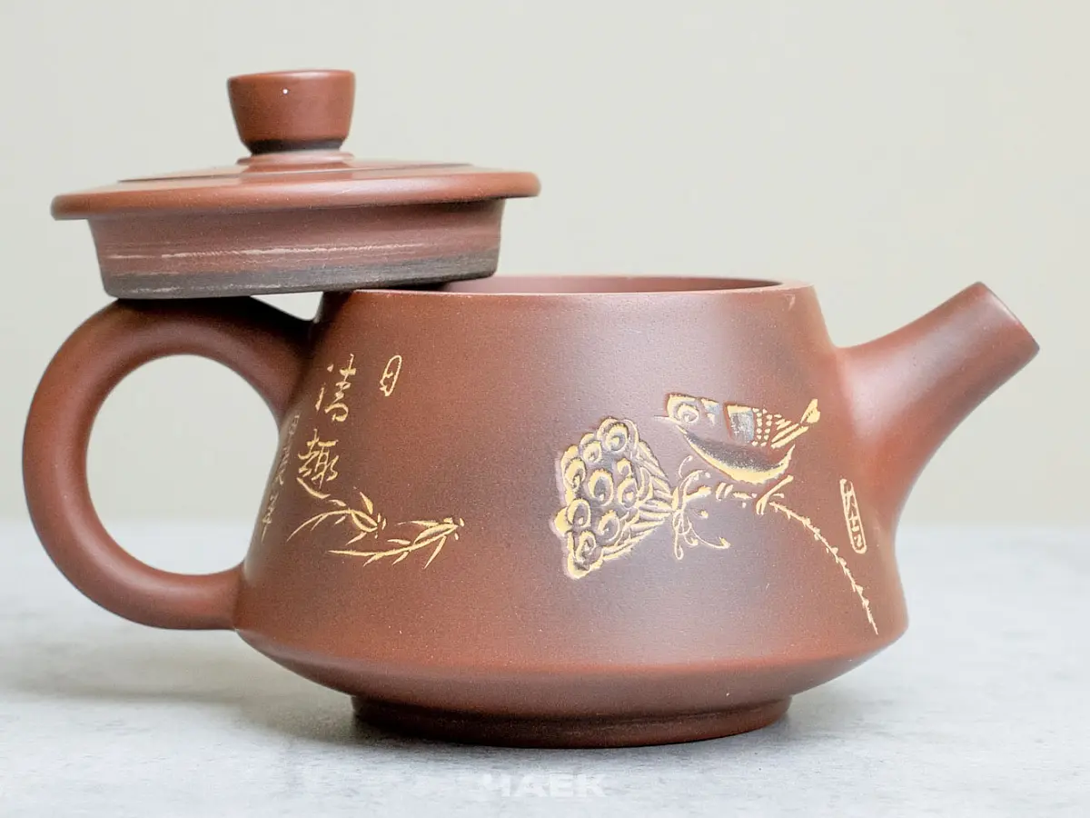 Чайник из Гуанси № 196, керамика Циньчжоу, 127 мл