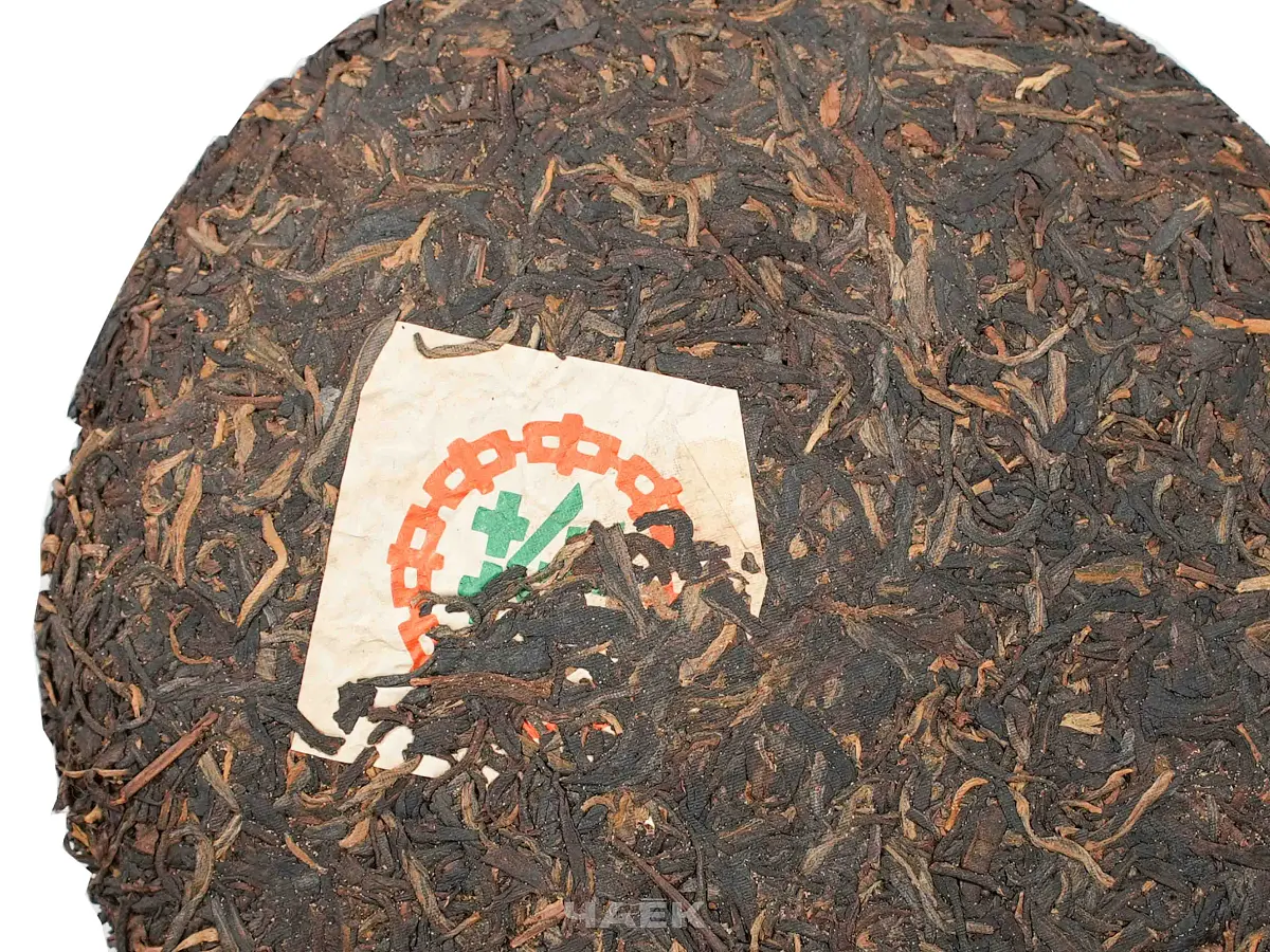 Шен пуэр «Зелёная печать», 1999 год, 357 грамм