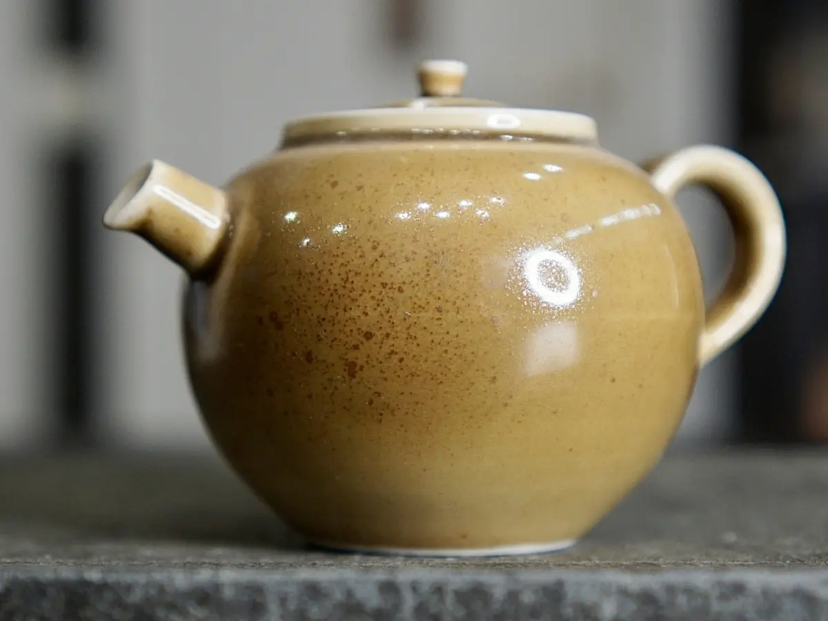 Чайник № 6, керамика Цзиндэчжэнь, 209 мл