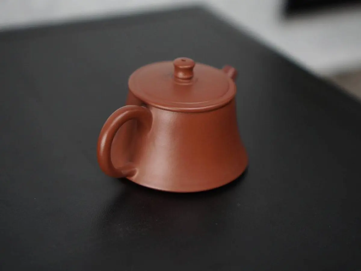 Исинский чайник, 90 мл, № 22