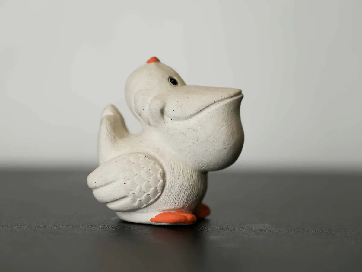 Чайная фигурка «Пеликан» № 87, исинская глина