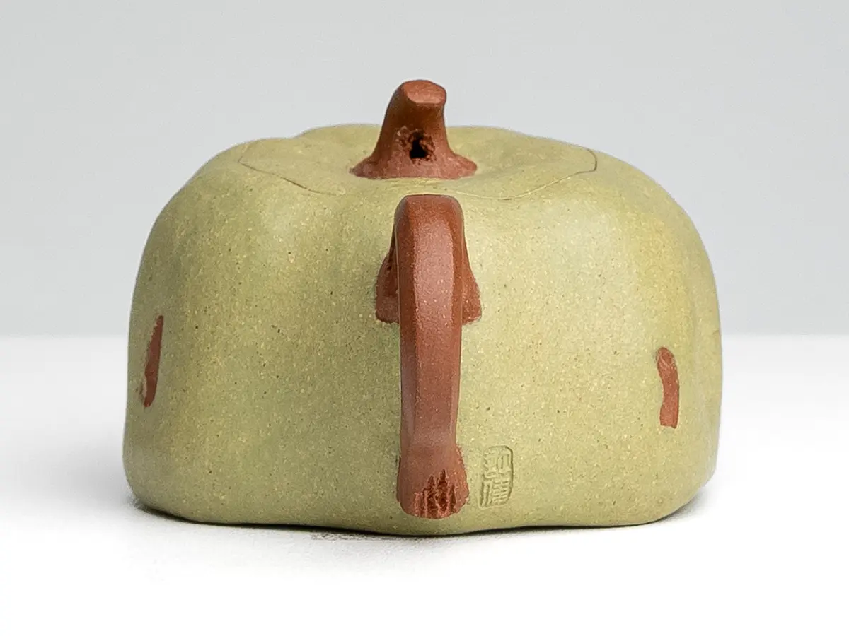 Исинский чайник, 100 мл, № 556