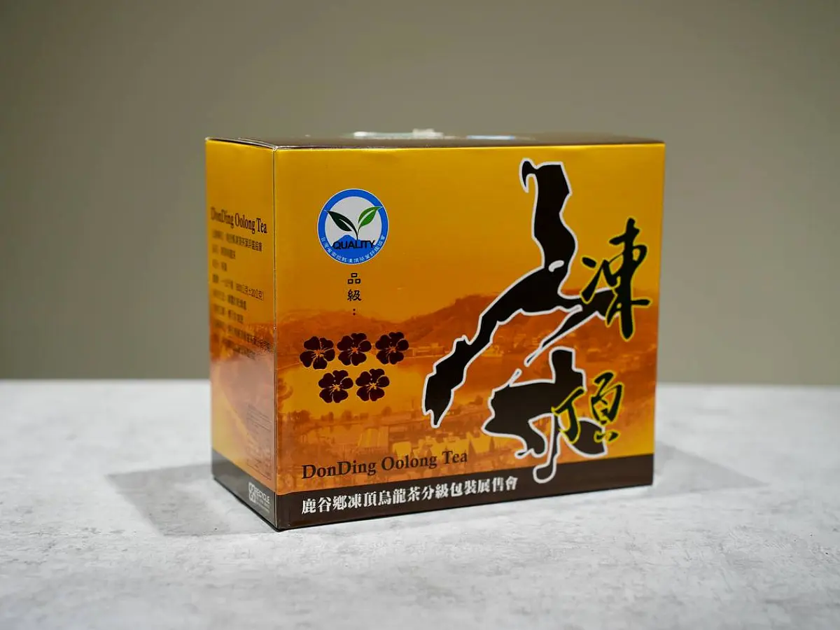 Дун Дин Пять Слив