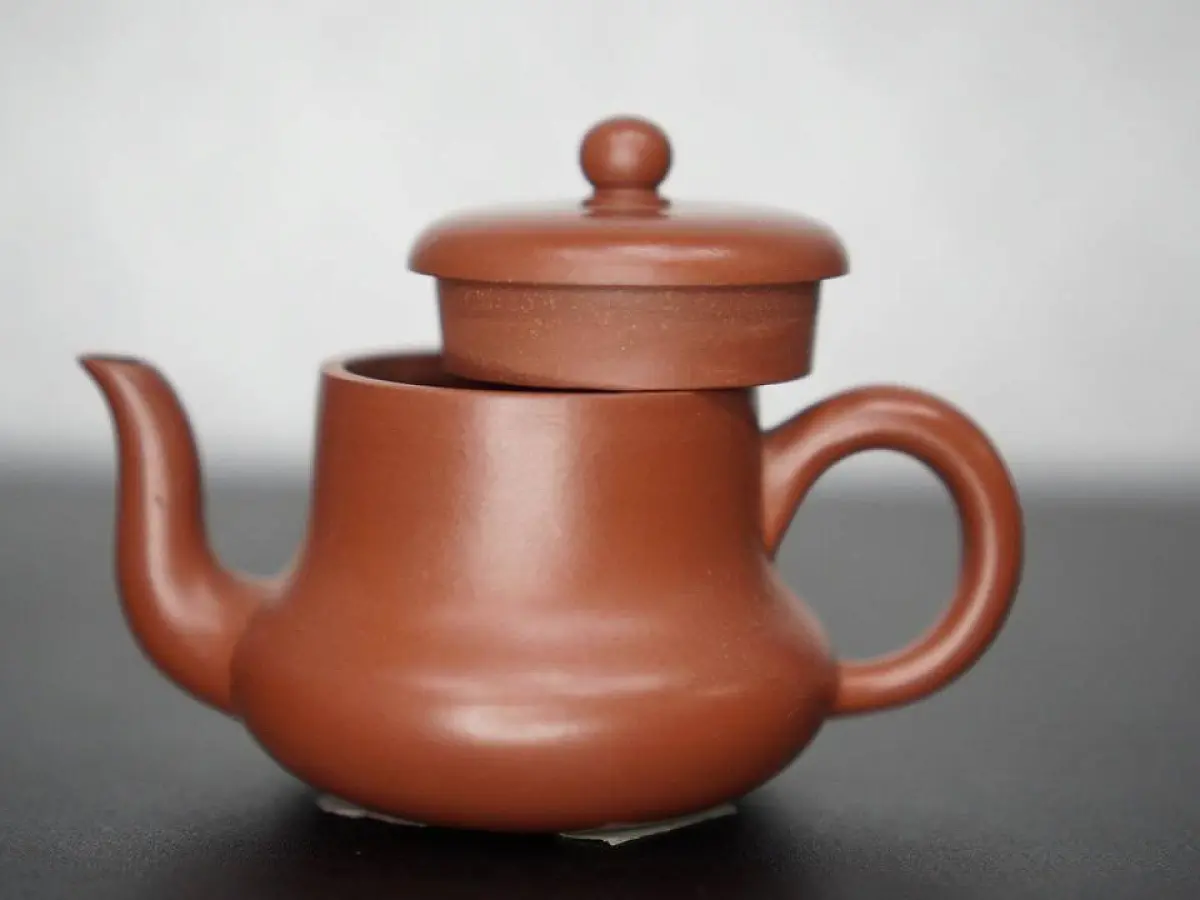 Исинский чайник, 120  мл, № 115