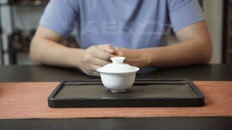 GIF. Как заварить китайский чай в гайвани.